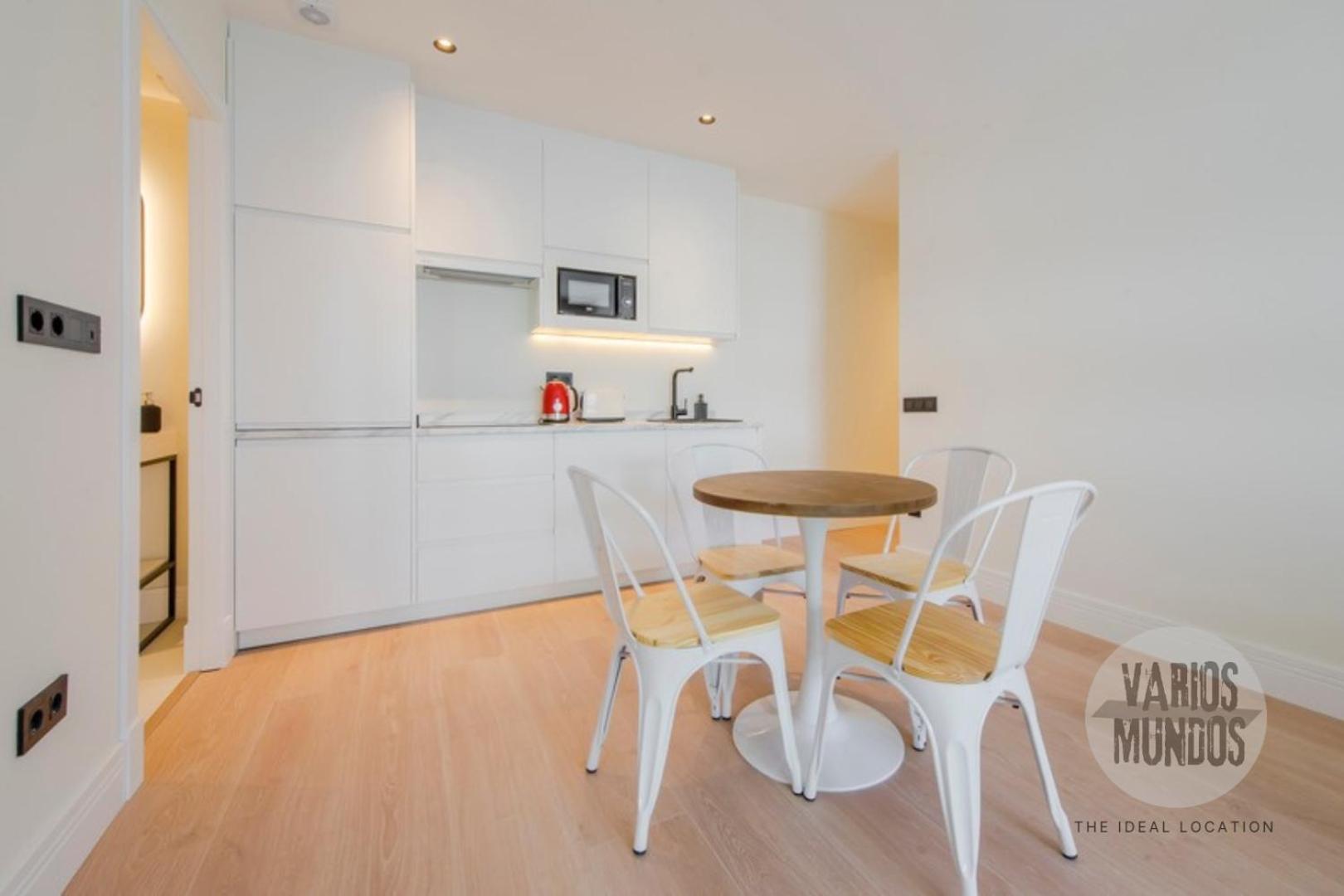 Malasana Chic Para 4, Ven A San Bernardo 20 E3 Madrid Dış mekan fotoğraf